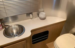 GUNNAR - 2008 Airstream Safari Sport M-17