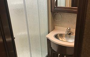 2018 Thor Miramar 35.2 Class A Motorcoach
