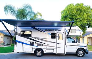 Meet Firefly - I'm Solar Powered!FESTIVAL FRIENDLY