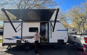 2025 Heartland 17BH Pioneer RV rental photo 1