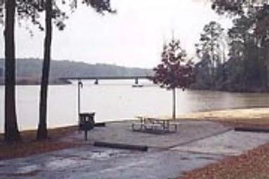 WHITE OAK (CREEK) CAMPGROUND