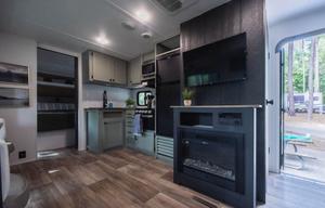 Gorgeously remodeled 2019 Aspen Trail Camper
