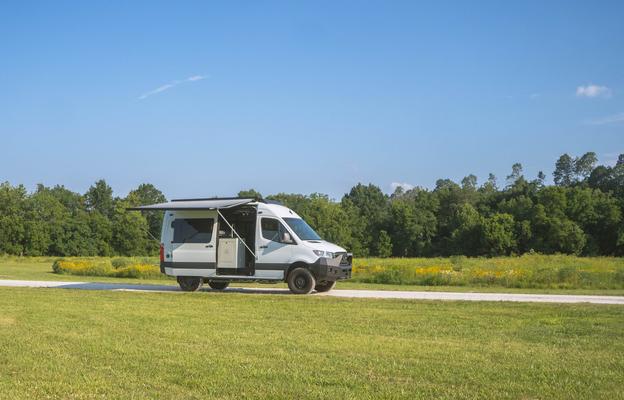 Adventure Van: For 2, Diesel, A/C & Off-Grid Power