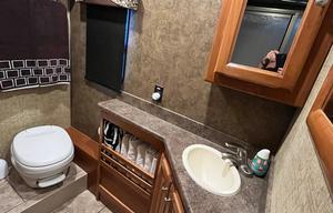 2015 Tiffin Motorhomes Allegro 31 SA
