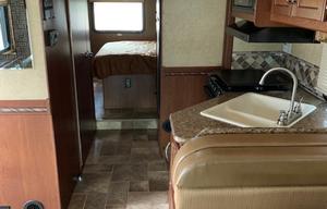 2017 Thor Motor Coach Freedom Elite 29FE