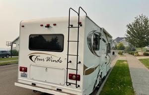 2015 Thor Motor Coach Four Winds 28Z