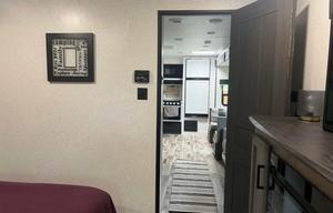 Sweet Retreat - Delivered luxury camper!
