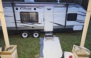 2019 Forest River RV Salem Cruise Lite 261BHXL RV rental photo 3