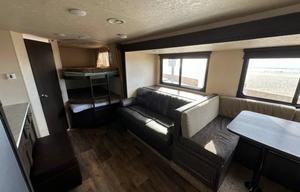 T3 2019 Salem Cruise Sleeps-10!! Huge Space