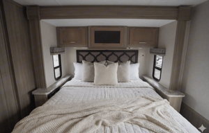 A5-Pursuit Sleeps6-Comfort, Space, Road Confidence