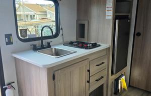 2026 Coleman 17B RV rental photo 7