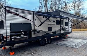 Heartland Pioneer Bunkhouse