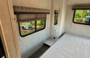 C03 - 8 Sleeper - The RV Rental Factory
