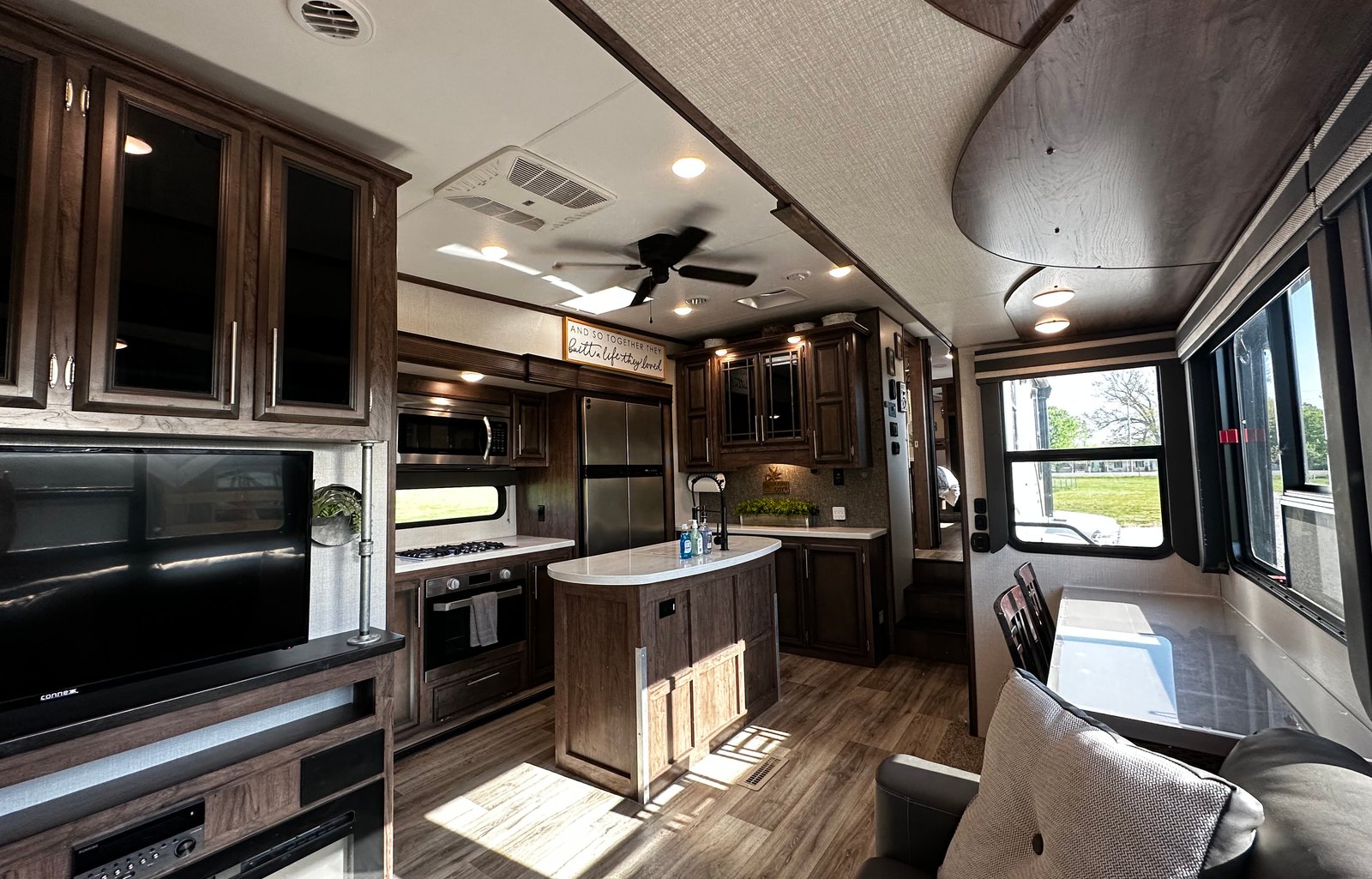 Big Bunk House 5th Wheel