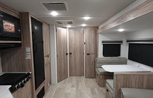 2025 Winnebago Access 30BH RV rental photo 8