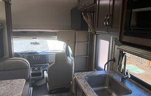 2020 Thor Motor Coach Freedom Elite