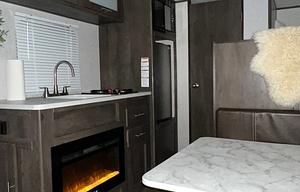 2021 Dutchmen RV Coleman 17B RV rental photo 7