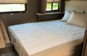 2020 Thor Motor Coach Freedom Elite Ford