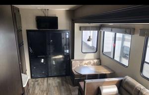 Wolf Pack Limited 315 Toy Hauler