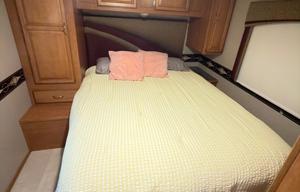 2015 Minnie Winnie 31K RV rental photo 6