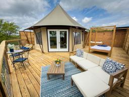 On The Rocks Glamping Resort