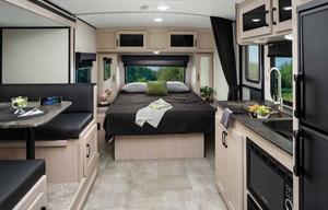 2022 Coachmen- Lightweight, Quick Set Up & Stocked