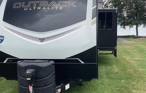 21 Keystone RV Outback Ultra Lite UBH291 Bunkhouse