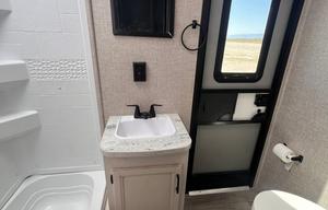Mammoth RV