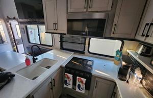 2021 Heartland Torque TQ 371 RV rental photo 7