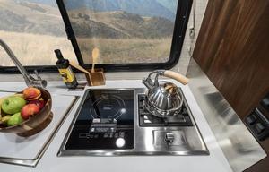 Easy-Drive Luxury: 2023 Winnebago Navion 24D