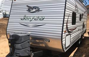 2015 Jayco Jay Flight 23MB - Great layout!