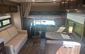 2019 Jayco Redhawk 31XL RV rental photo 4