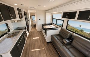 2018 Entegra Odyssey 29V