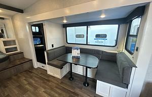 2025 Jayco Eagle 28BHU RV rental photo 5