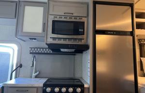 2023 Thor Motor Coach Geneva 22VA RV rental photo 7