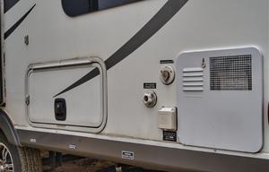2014 Coachmen RV Apex Ultra-Lite 235BHS