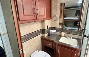 2014 Winnebago Minnie Winnie 31K
