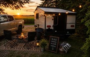 The WanderNest - Cozy Pop- Camper