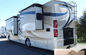 Home on the Road - 37ft Luxury RV