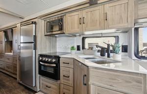 'Valerie' 2023 Winnebago Vista 29V