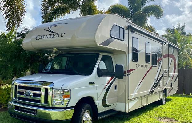 2018 BEAUTY Thor Motor Coach Chateau 29G
