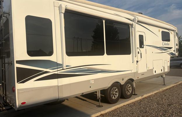 2023 Forest River Columbus Palomino CMF299RLW