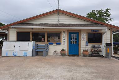 Whispering Oaks RV Park
