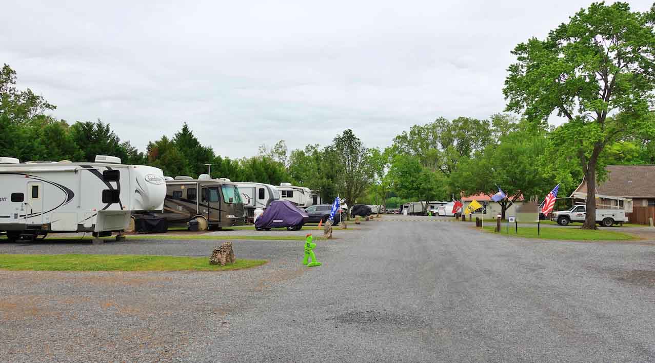 Water's Edge RV Park & Marina