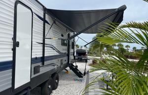 2022 Springdale 280BH RV rental photo 3