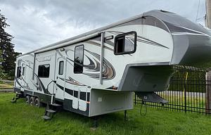 2012 Cyclone HD Edition RV rental photo 1