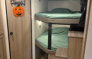 2025 Coleman Light with Bunkhouse