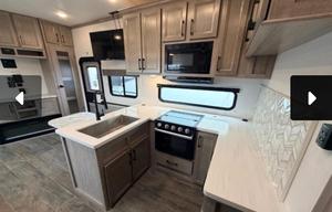 2024 Dutchmen RV Voltage V-Series 3800 RV rental photo 11