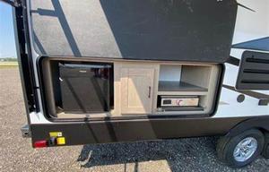 Family-friendly and spacious camper.