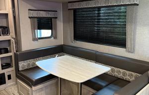 "Adventure Awaits: Cozy & Fun RV Rental!"